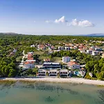 Вилла Pot Вир