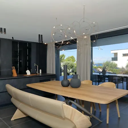 Pot Villa Vir
