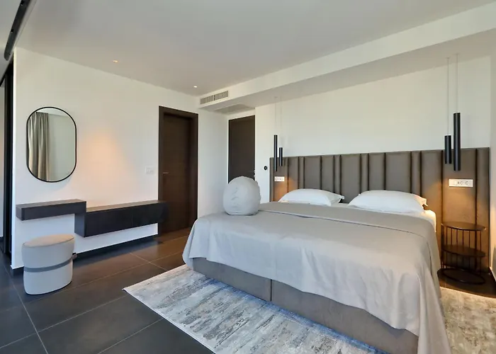 Pot Villa